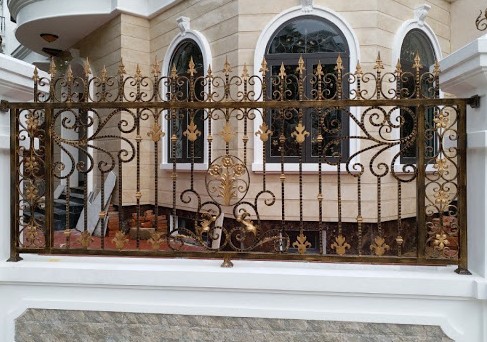 Hàng rào cổng nhà đẹp ở nông thôn 8