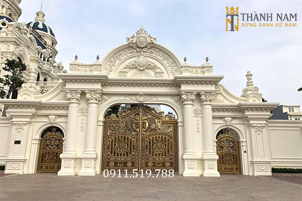 Công trình cổng lâu đài Khánh Phượng ở Hải Phòng do Nhôm đúc Thành Nam thi công giai đoạn 2014 -2016